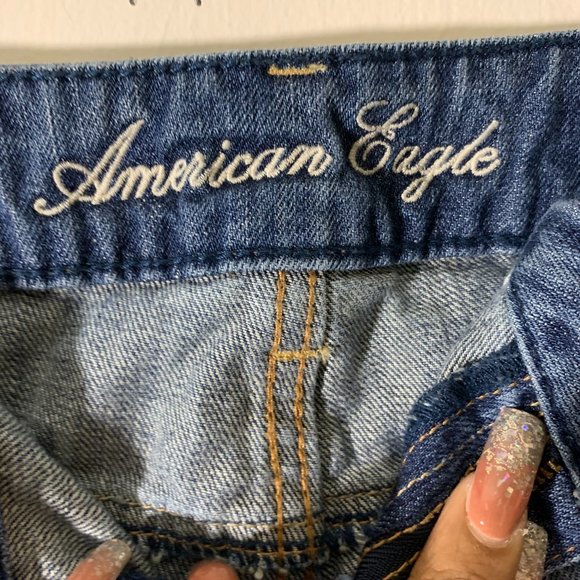 American Eagle Distressed Denim Shorts - Picture 3 of 6